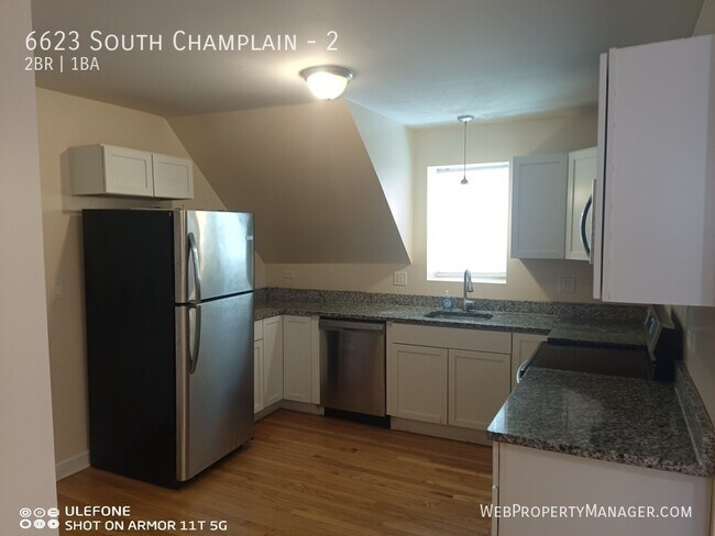 Building Photo - 6623 S Champlain Ave