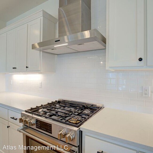 Building Photo - 3 br, 3 bath House - 2819 Inna Ave NW