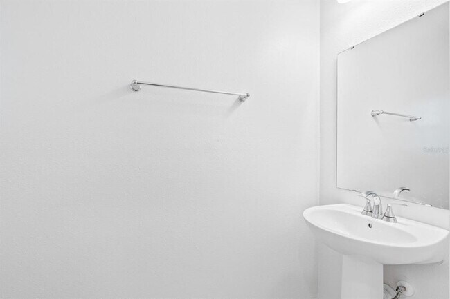 Building Photo - 2775 Raindrop Run St