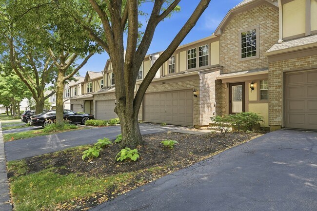Building Photo - 1404 W Sapphire Dr