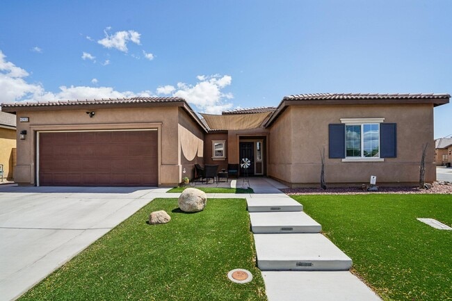 Primary Photo - 42912 Gazapo Ct