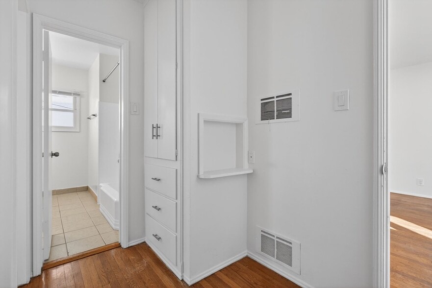 Building Photo - 525 Chestnut Ave