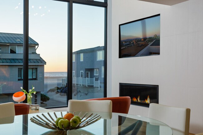 Building Photo - 3920 O-Fully Furnished | Hollywood Beach |...