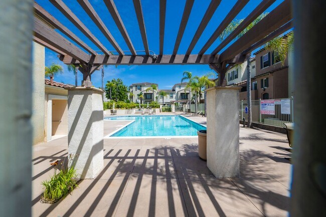 Building Photo - Amazing 3 Bedroom Condo available now! Chula Vista / Eastlake / Otay Ranch Area