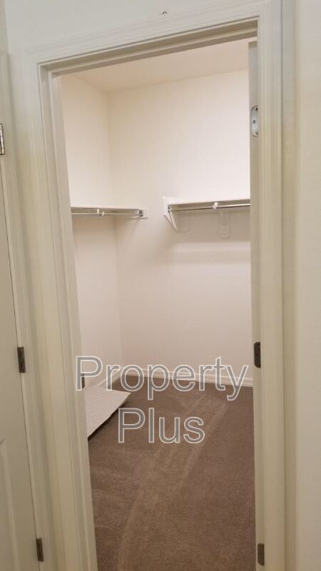 Building Photo - 2213 W Carol Ann Way