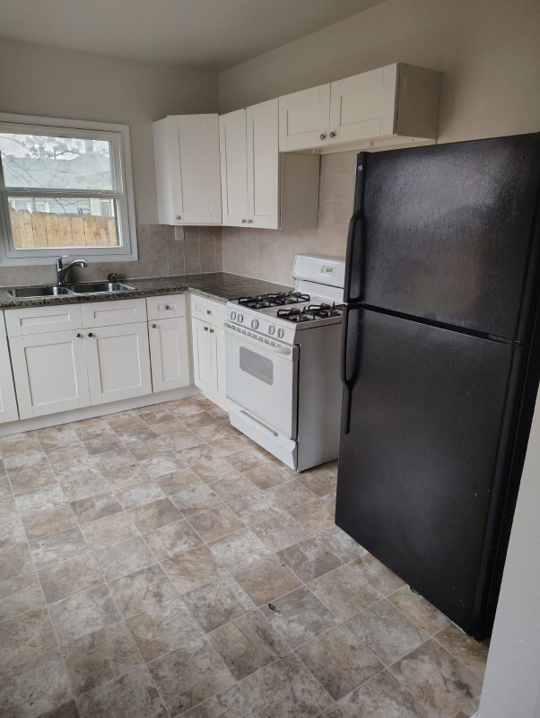 Building Photo - 7716 Appleton St