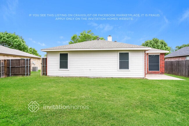 Building Photo - 1047 Waterview Dr