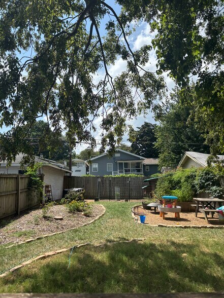 Renovated Shared Yard - 512 N Santa Fe Ave