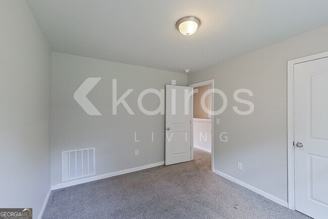 Building Photo - 207 Hawthorn Trail