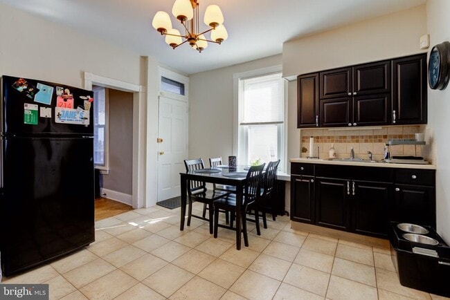 Building Photo - 4360 Pechin St