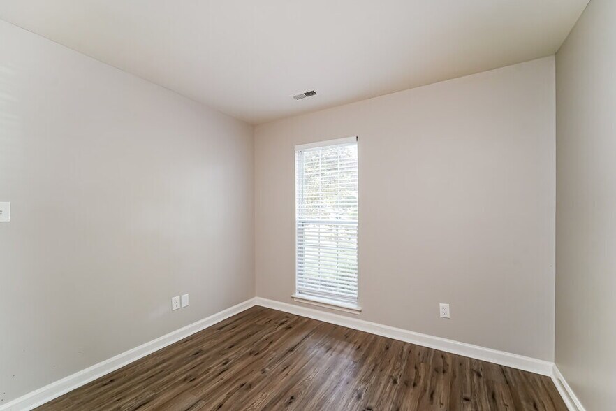 Building Photo - 9232 Kimmel Ln