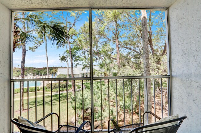 Building Photo - 2516 SE Anchorage Cove