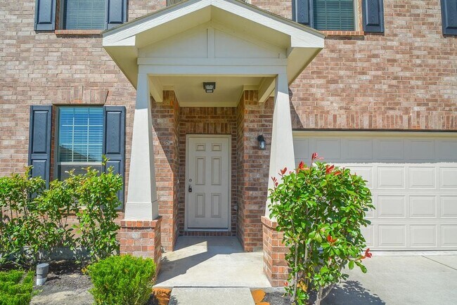 Building Photo - 5827 Banyan Oak Ct