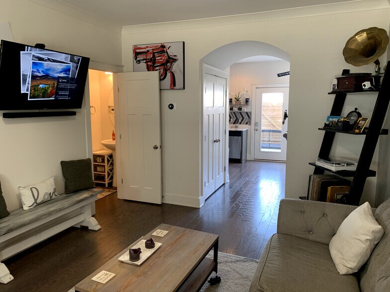 Primary Photo - 1523 57th Ave N
