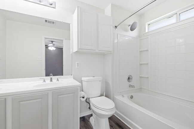 Building Photo - Charming 3 bedroom Home in Hutto!