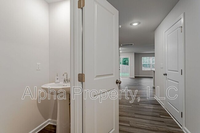 Building Photo - 215 Eagle Watch Wy