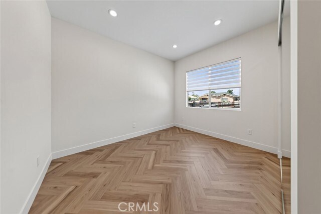 Building Photo - 8018 Shadyglade Ave