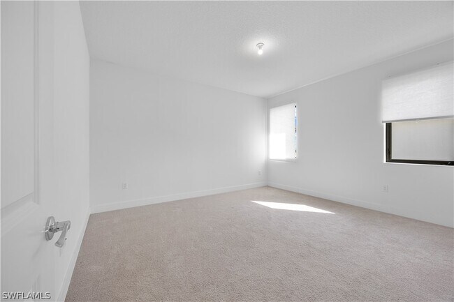 Building Photo - 5032 Frattina St.