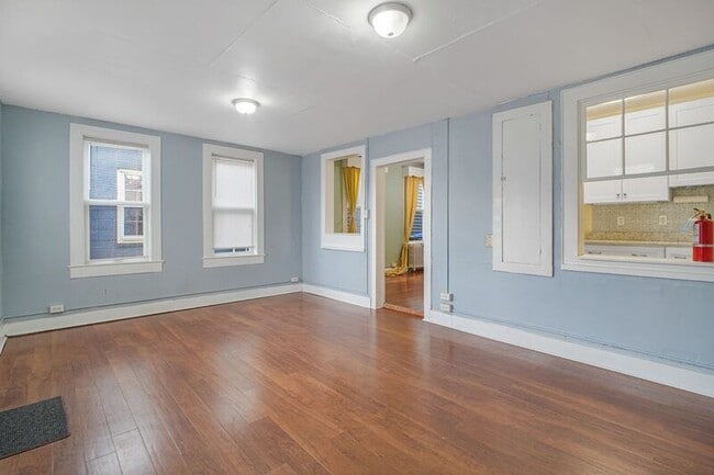 Building Photo - 1109 Caroline St