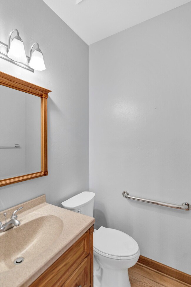 Building Photo - 4N550 School Rd