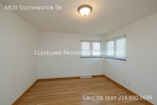 Building Photo - 6820 Southington Dr
