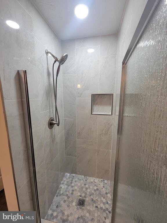 Building Photo - 8702 Castlerock Ct