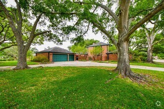 Building Photo - 3402 El Dorado Blvd