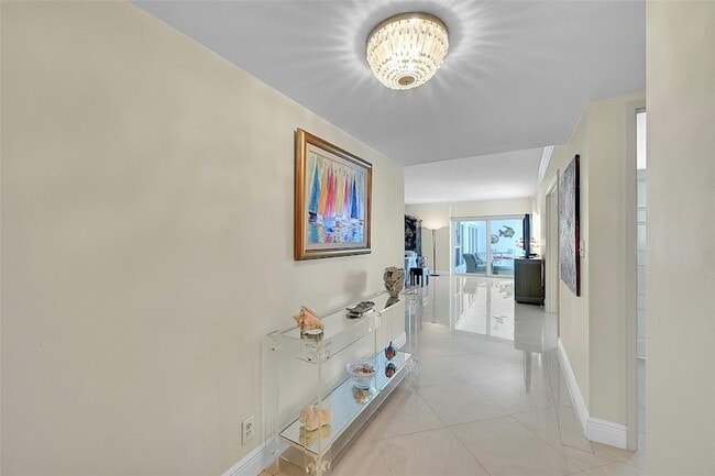 Building Photo - 111 N Pompano Beach Blvd