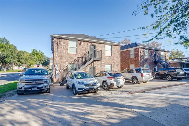 Building Photo - 2700 McCart Ave