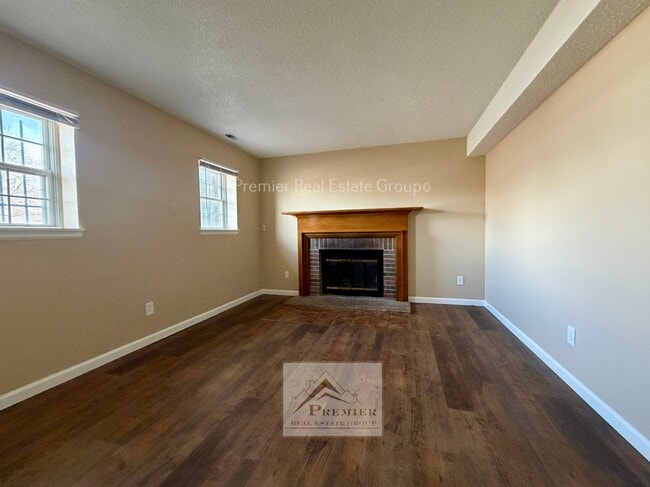 Building Photo - 4815 Eldon Dr S