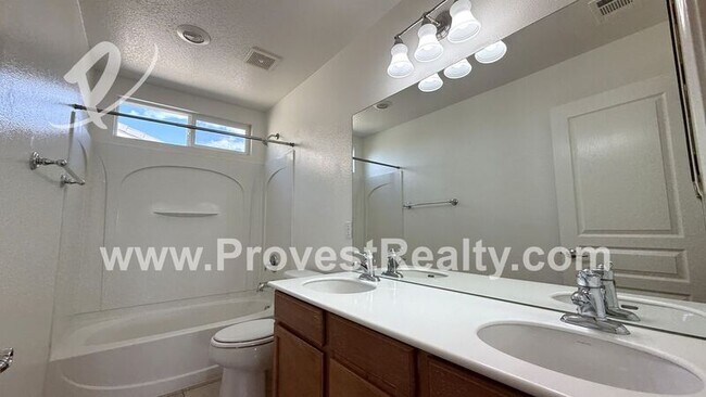 Building Photo - 15847 Barrel Cactus Ln