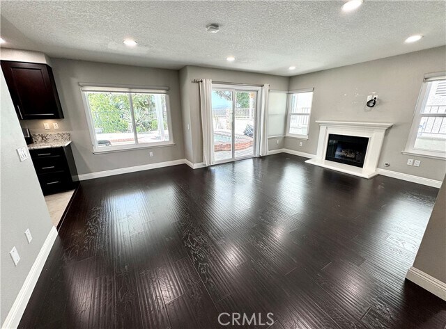 Building Photo - 16073 Crestline Dr