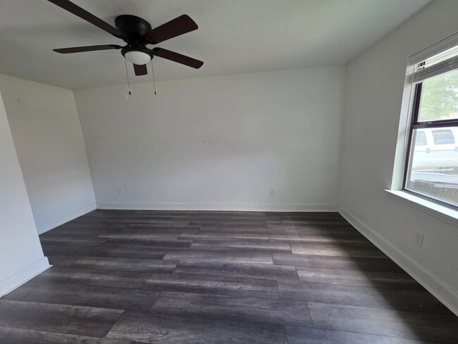 Building Photo - 10015 Porto Rico Rd