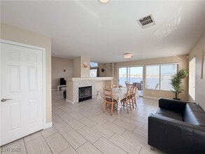 Building Photo - 7956 Tradition Springs Ct