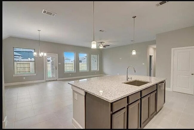 Building Photo - 5831 Turquoise Hl Ln