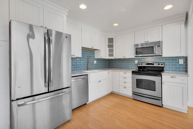 Building Photo - 28348 Rey De Copas Ln