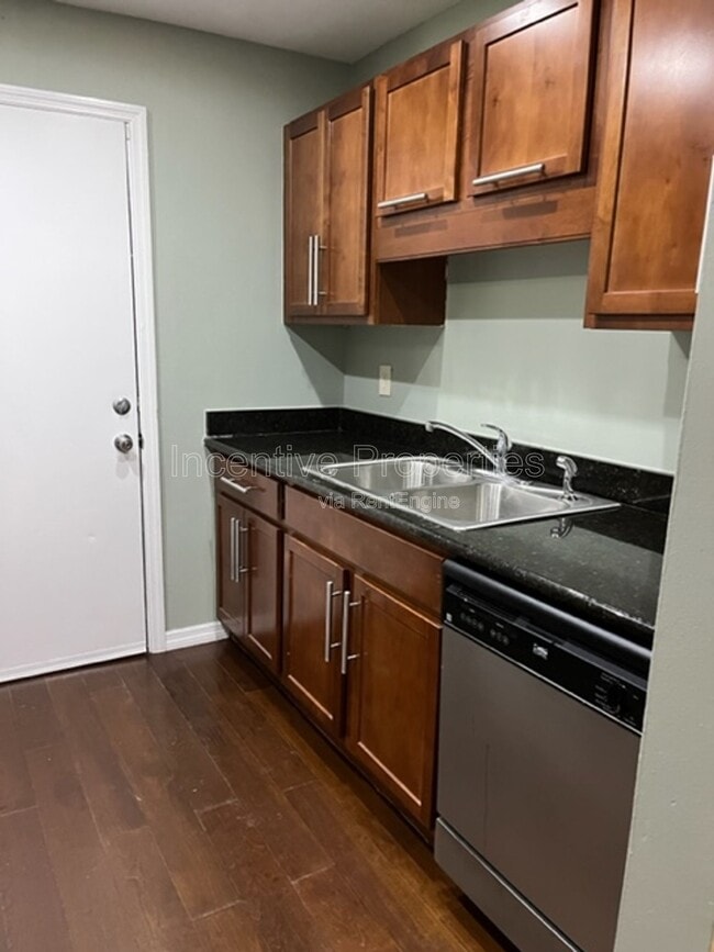 Building Photo - 1954 Conway Rd