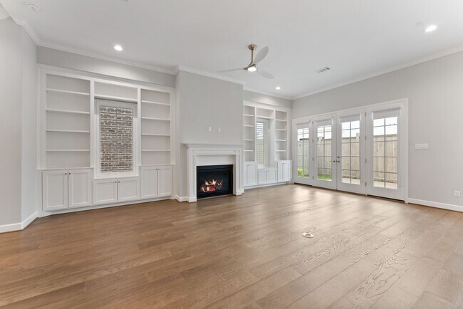 Building Photo - 114 Magnolia Grn St