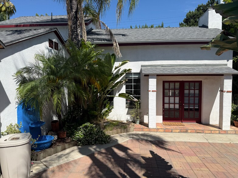 Building Photo - 5408 Morella Ave