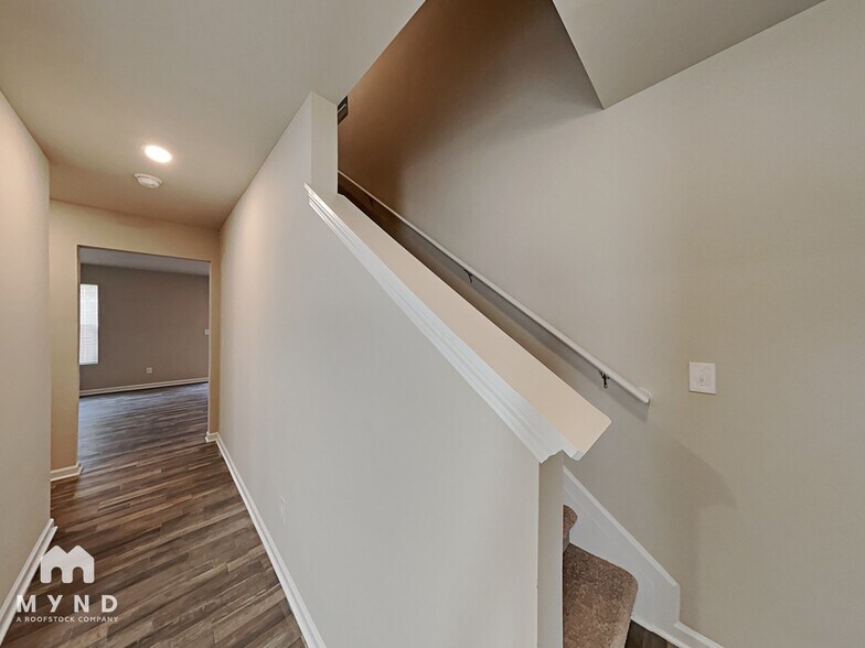 Building Photo - 352 Indian Lake Trail