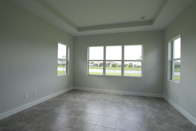 Building Photo - 15192 Wildwood Cir