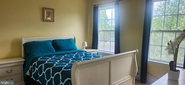 Building Photo - 2 Marchesi Dr