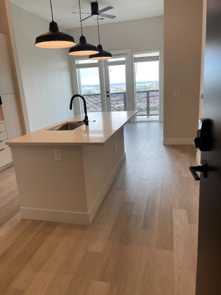 Building Photo - 2600 Wewatta Way