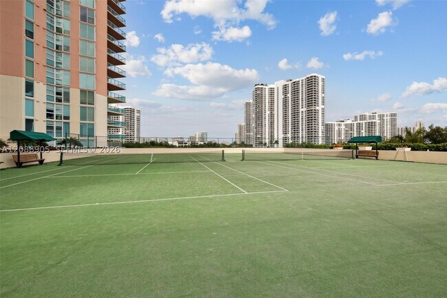 Building Photo - 3370 Hidden Bay Dr