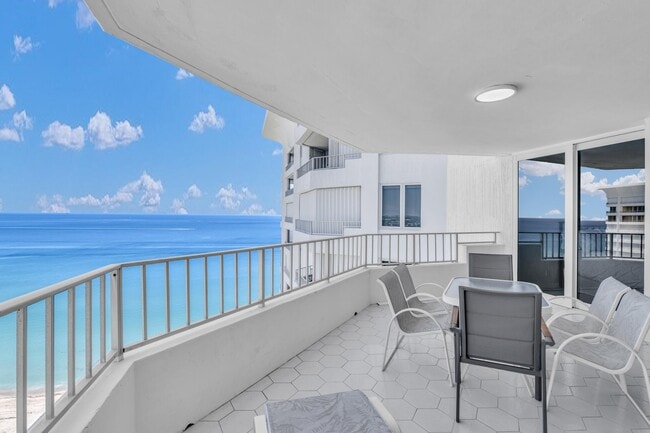 Building Photo - 550 S Ocean Blvd
