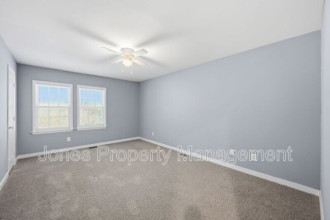 Building Photo - 322 N Key St