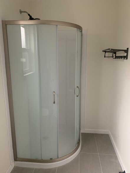 Building Photo - 4994 Berkeland Ct