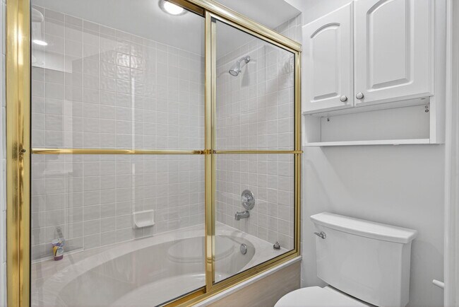 Building Photo - 405 Sea Oats Dr