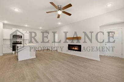 Building Photo - 2414 S Wheatland St