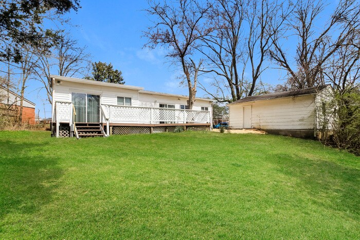 Building Photo - 9153 Yorkridge Dr